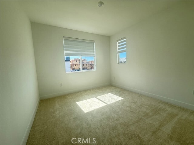 Building Photo - 301 Shoveler