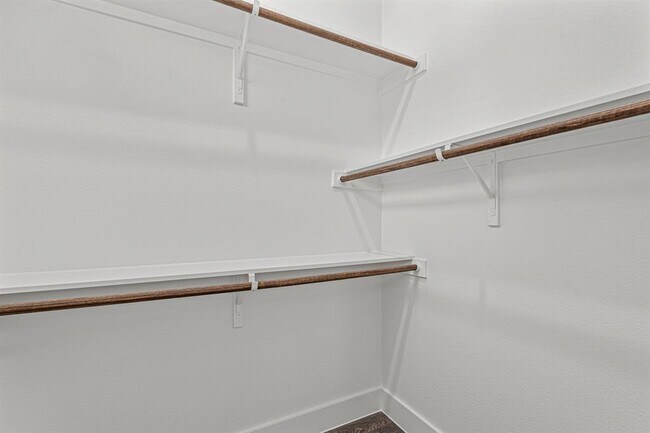 Building Photo - 1664 Hillside Terrace