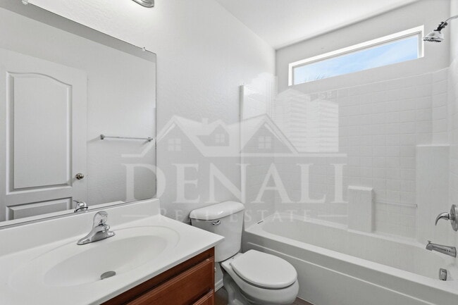 Building Photo - 8510 W Luken Way