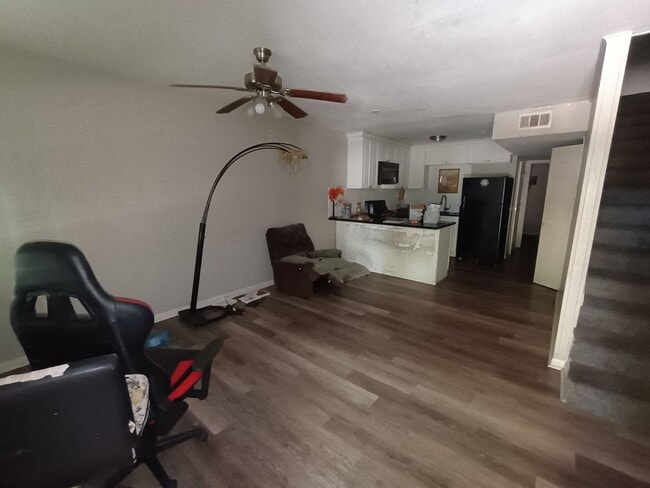 Building Photo - aya2467