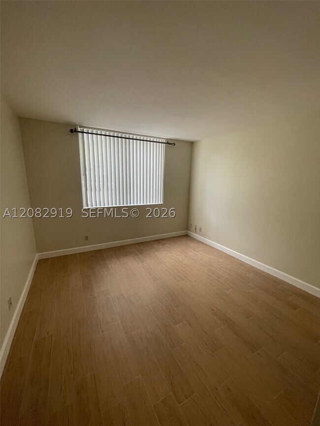Building Photo - 10757 Cleary Blvd