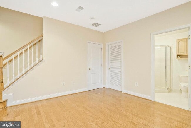 Building Photo - 9980 Cyrandall Dr
