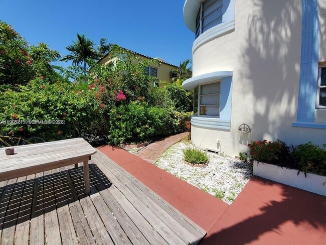 Building Photo - 850 Jefferson Ave