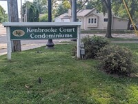 Building Photo - 3639 Kenbrooke Ct