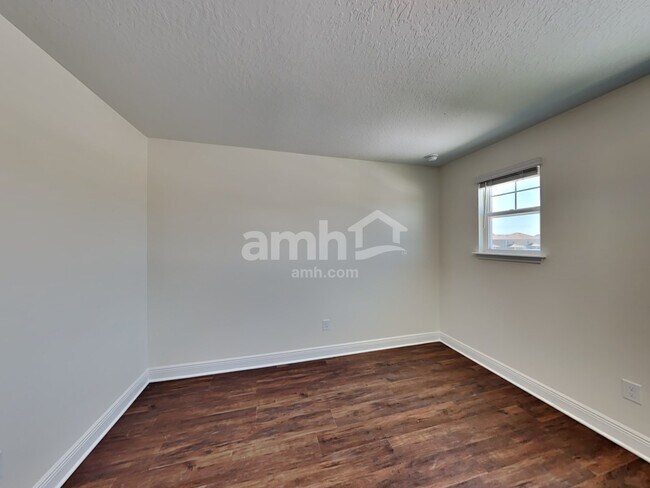Building Photo - 854 Heavenly Dr