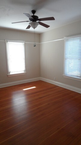 Building Photo - Charming craftsman home located in the hig...