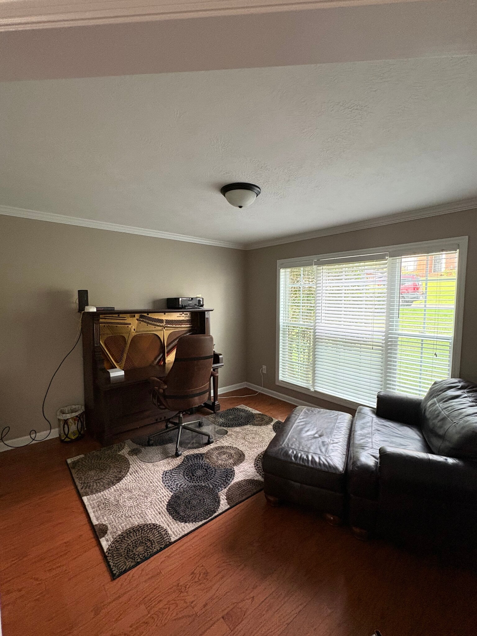 Building Photo - 3957 High Chaparral Dr