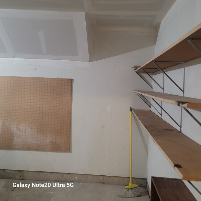 Building Photo - 1431 Orleans Dr