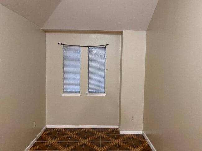 Building Photo - 4026 Clayton Bend Ct