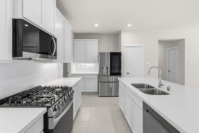 Building Photo - 33130 School Hl Rd