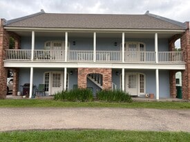 Building Photo - 107 Guillot Rd