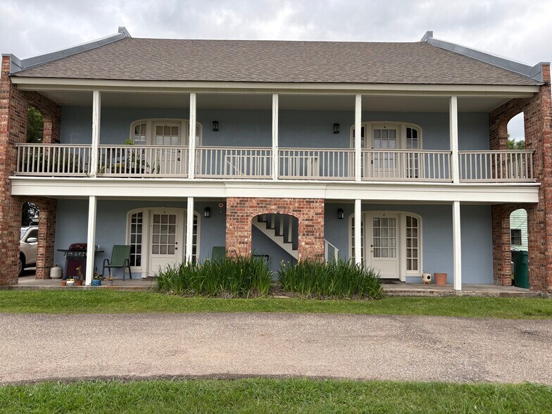 Front of building - 107 Guillot Rd