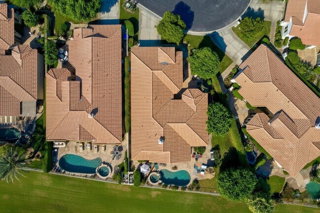 Building Photo - 50500 Cypress Point Dr