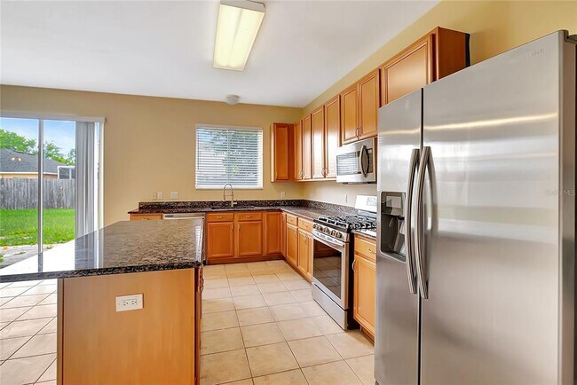 Building Photo - 6767 Waterton Dr