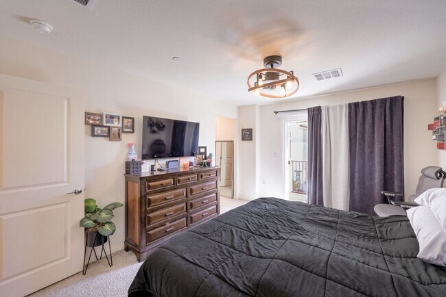 Building Photo - 6816 Citron Mist Ct
