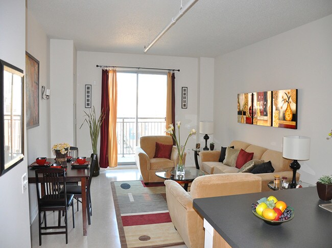 Larrabee Place Living Space - Larrabee Place at Parkside of Old Town