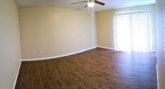 Building Photo - Spacious Home with Limited-Time Split Deposit Offer