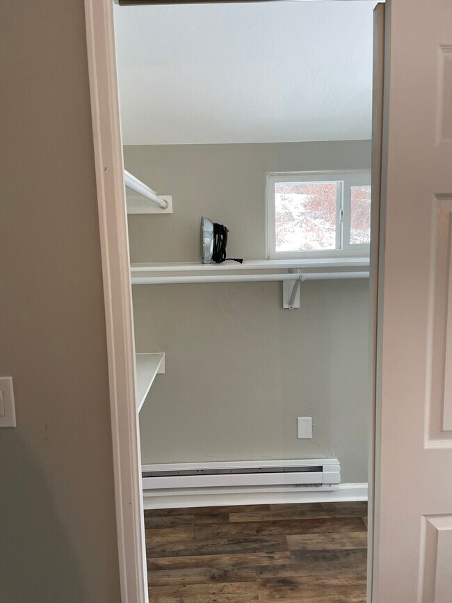 Closet - 8255 Oak St