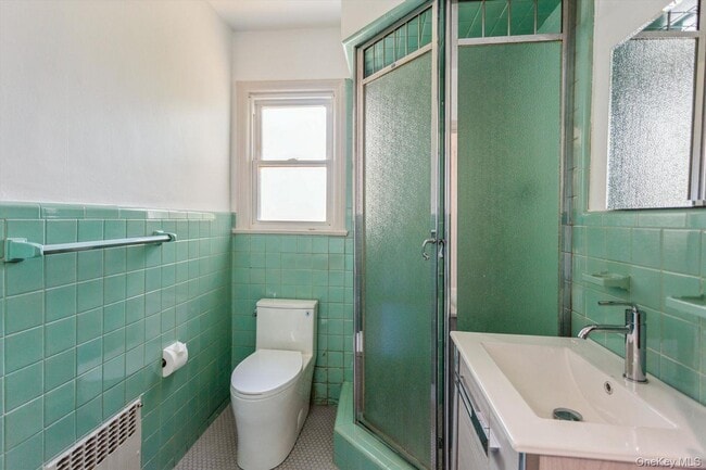 Building Photo - 1 Sutton Pl