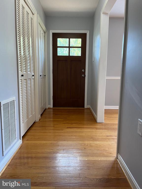Building Photo - 1104 Milroy Ct