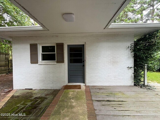 Building Photo - 440 E Massachusetts Ave