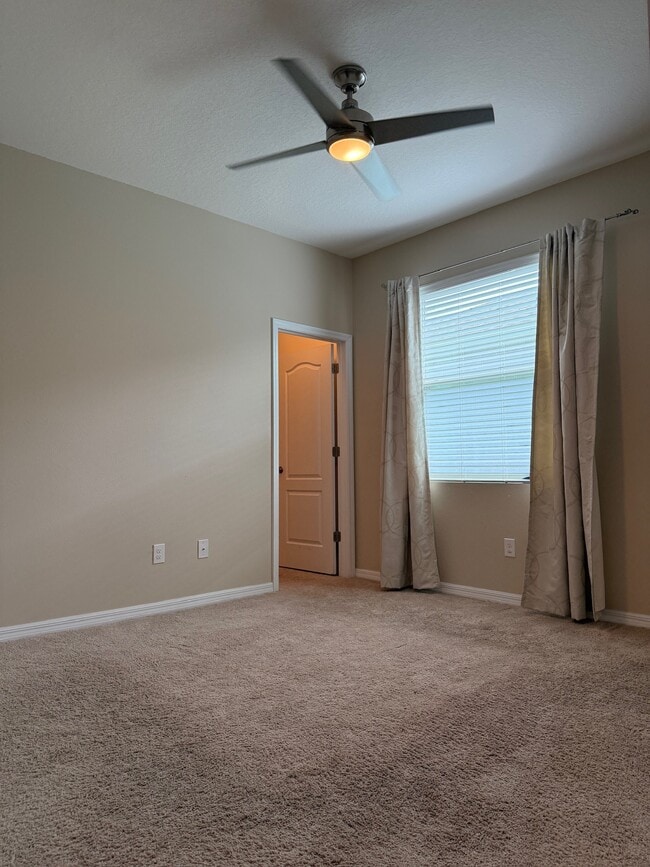 Building Photo - 32982 Windelstraw Dr