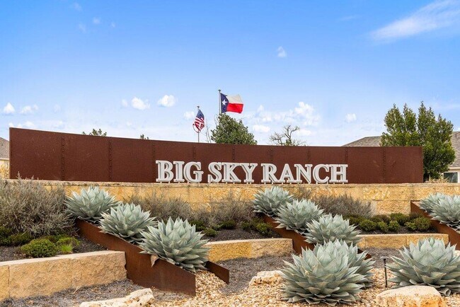 Building Photo - 225 El Capitan Lp