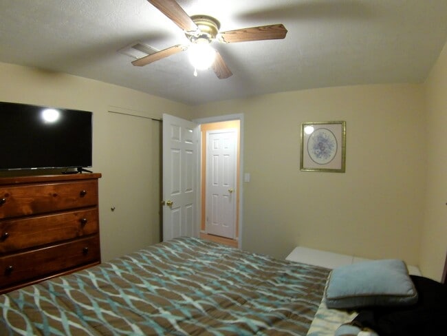 Building Photo - 1791 Long Ave