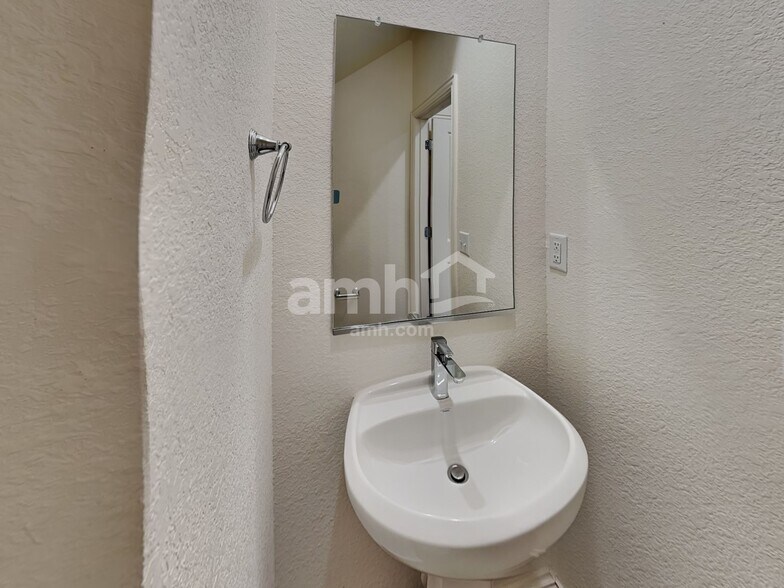 Building Photo - 281 Pebble Beach Run