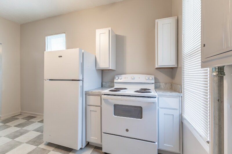 Building Photo - 6604 Ballard Ave