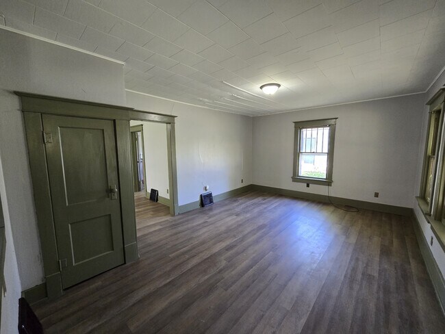 Building Photo - 1125 Ackermant St