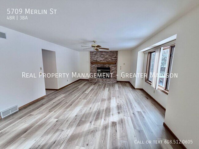 Building Photo - 5709 Merlin St