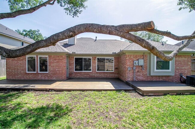 Building Photo - 2918 Abbey Field Dr
