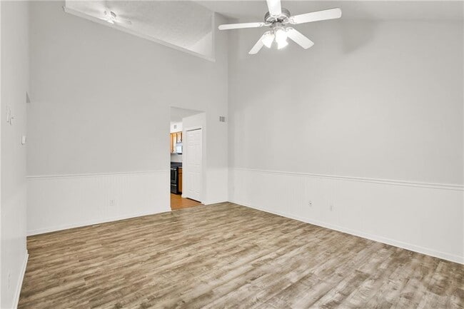Building Photo - 119 Twin Pines Ct