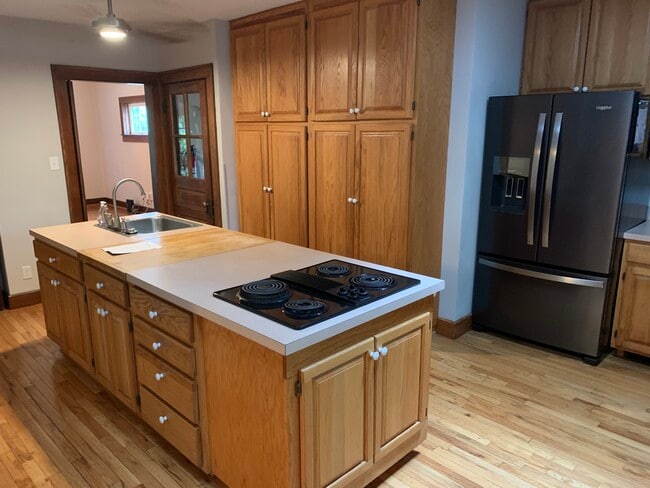 Building Photo - 4734 Hinesley Ave