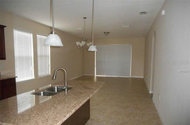 Building Photo - 2343 Beacon Landing Cir