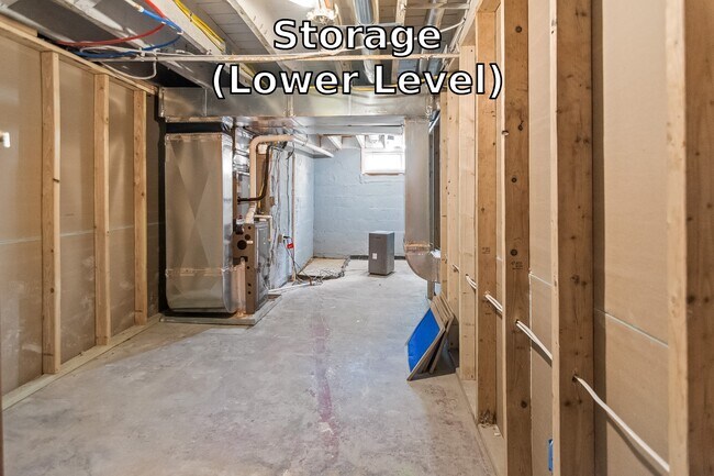Building Photo - 5201 Kenwood Ave