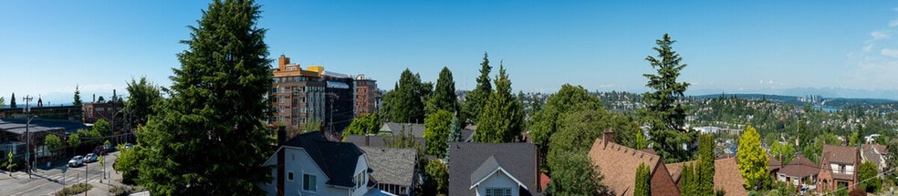 Building Photo - 3007 Beacon Ave S