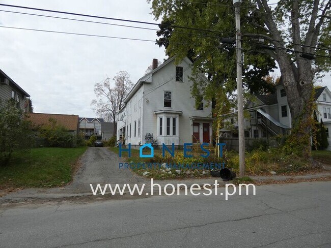 Building Photo - 35 Summer St