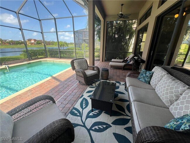 Building Photo - 8670 Mercado Ct