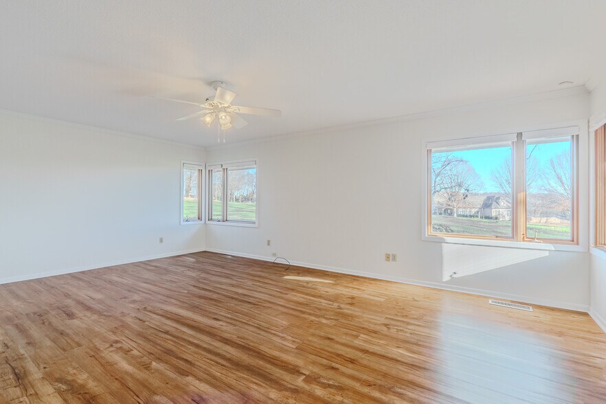 Building Photo - 218 Baltusrol Rd