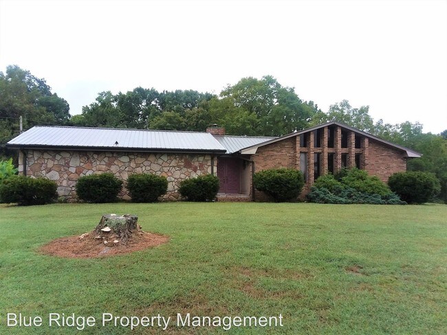 Building Photo - 2 br, 2.5 bath House - 154 Ridge Haven Drive