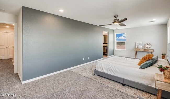 Building Photo - 14604 Pebble Hills Blvd