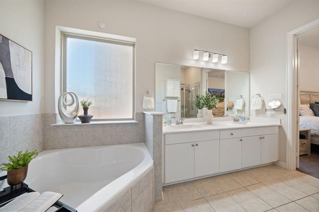 Building Photo - 744 Patriot Ln