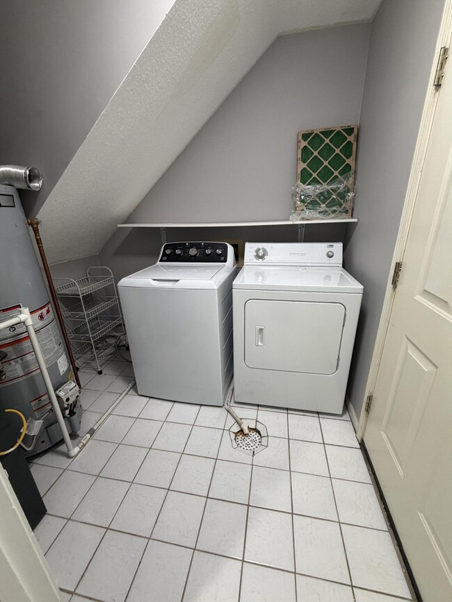 Building Photo - 4723 Brandon Woods St