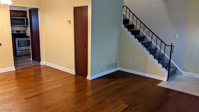 Building Photo - 31601 N Marginal Dr