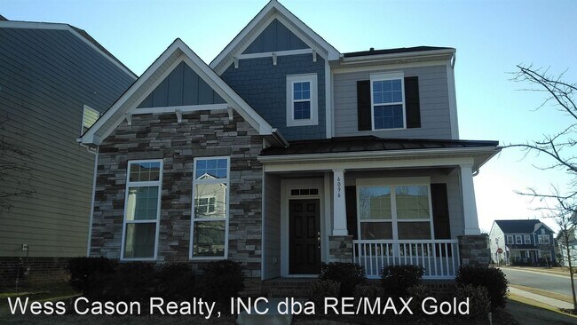 Primary Photo - 4 br, 3.5 bath House - 6096 Cloverdale Drive