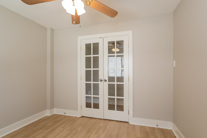 Building Photo - 422 Laurel Timbers Dr