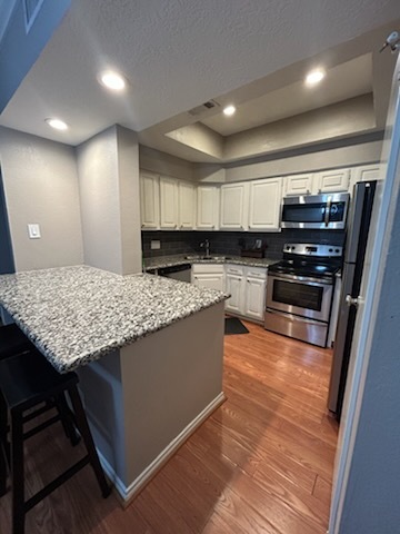 Building Photo - 921 Marine Dr