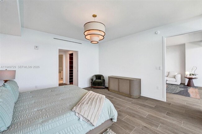 Building Photo - 900 N Ocean Blvd